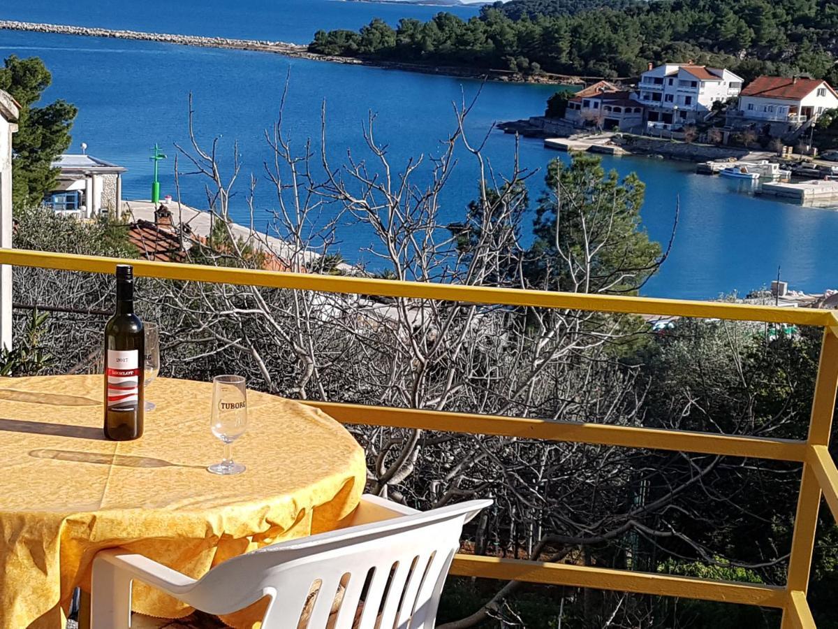 Extra Spacious Seaview Apartments Close To The Beach, With Large Terraces And Free Wi-Fi & Ac & Bbq & Parking Space Sali Exterior foto